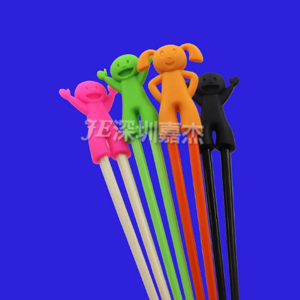 木質筷子容易滋生細菌，不如嘗試下硅膠筷子！