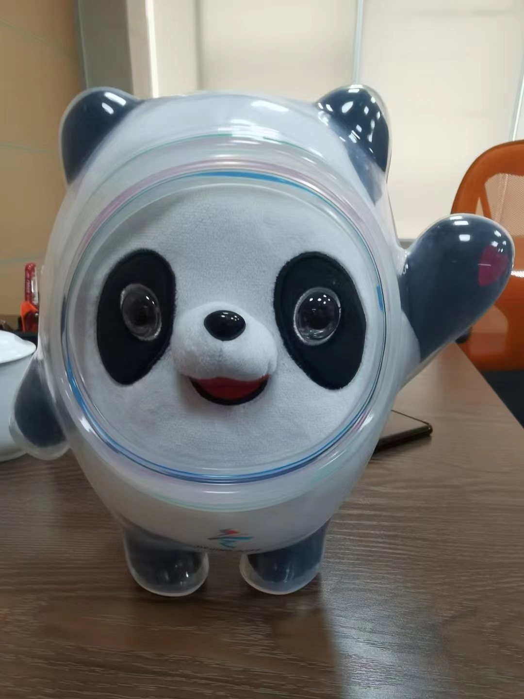 冰墩墩外殼使用的是液態(tài)硅膠嗎？